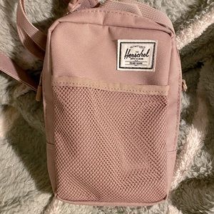 Herschel crossbody bag